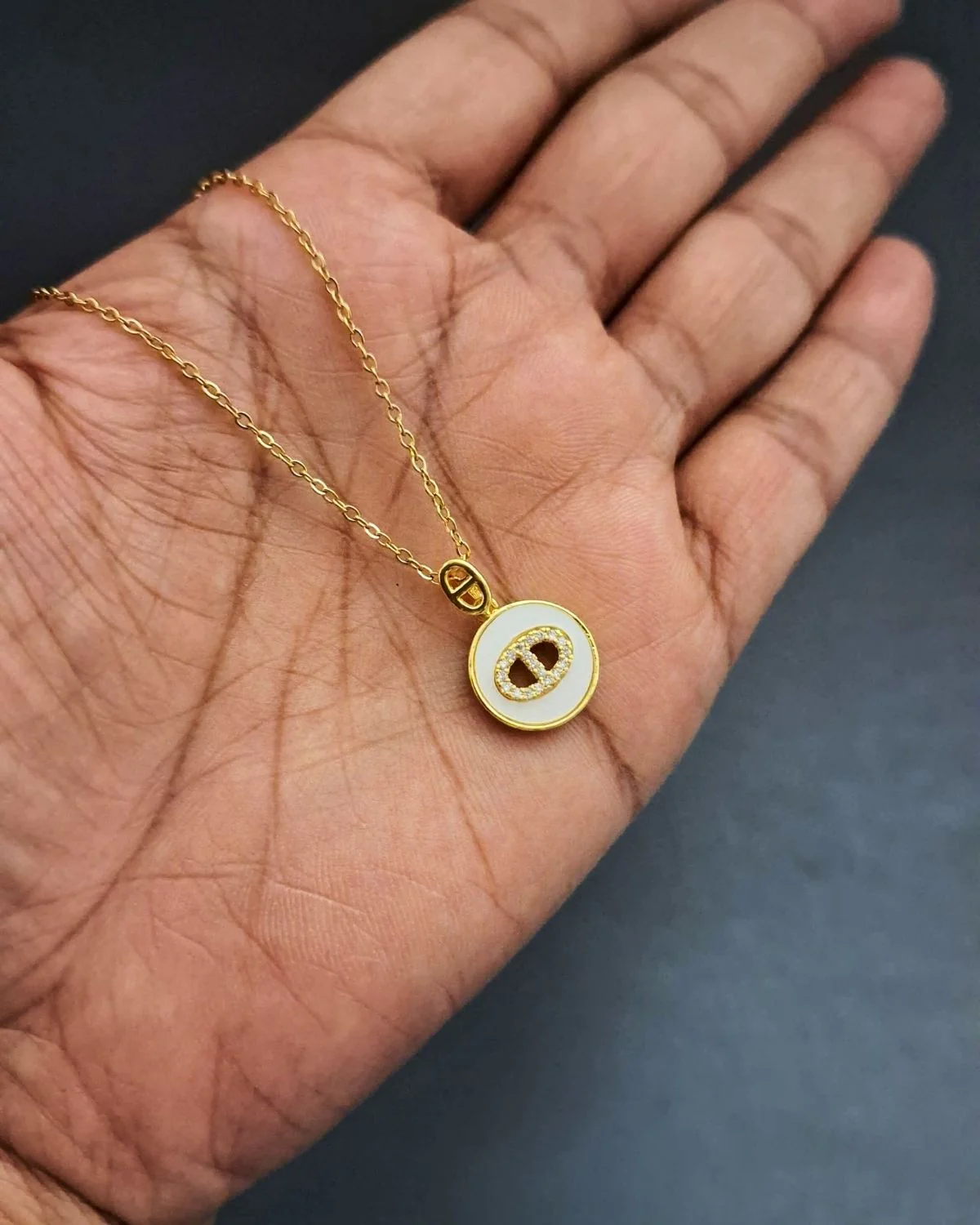 Zevarly Isha Anti Tarnish MOP Pendant - Image 2