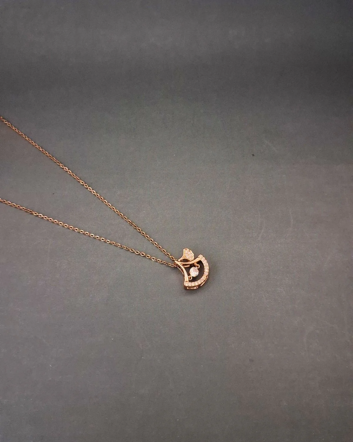 Zevarly Riya Anti Tarnish Rose Gold Pendant - Image 3