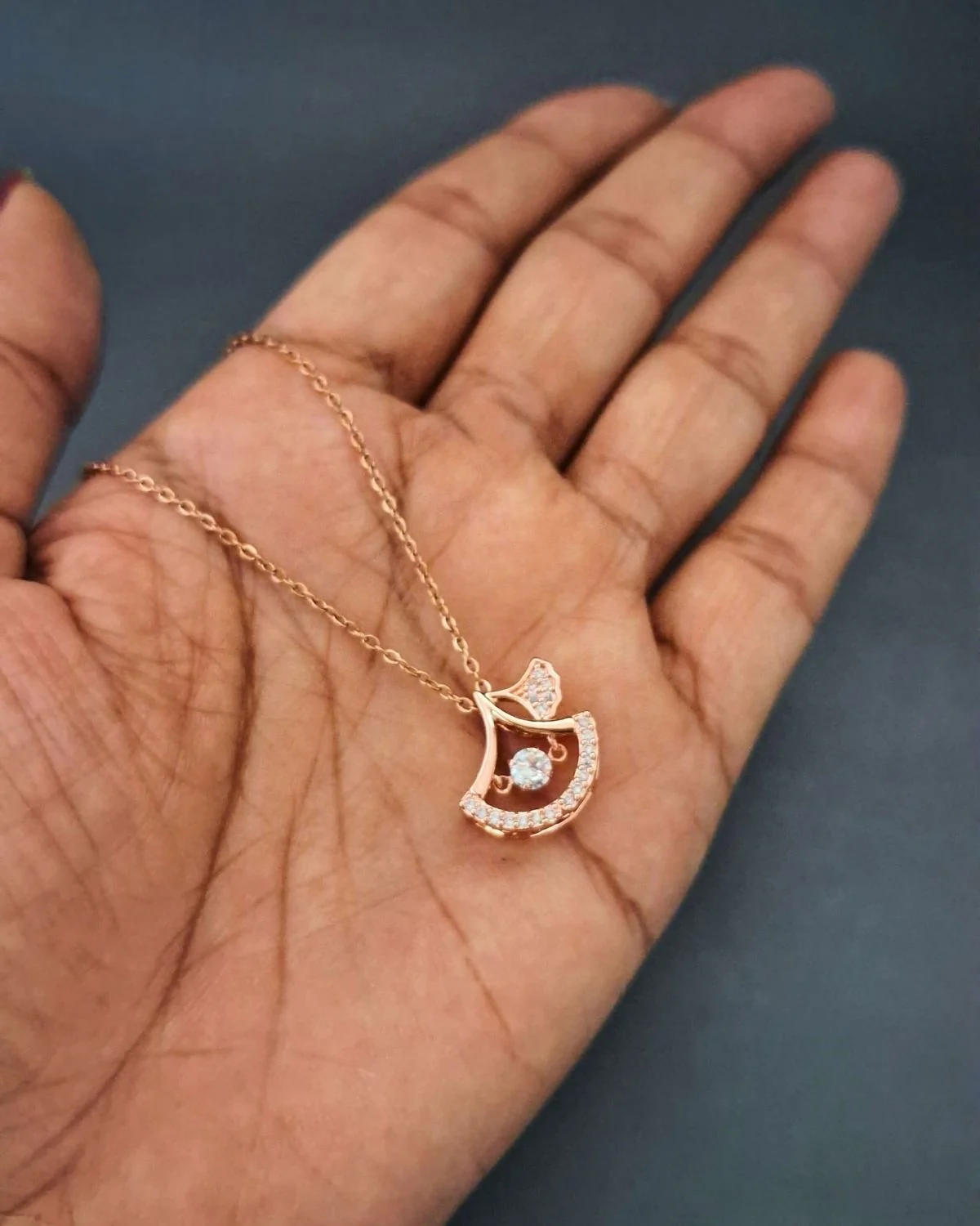 Zevarly Riya Anti Tarnish Rose Gold Pendant - Image 4