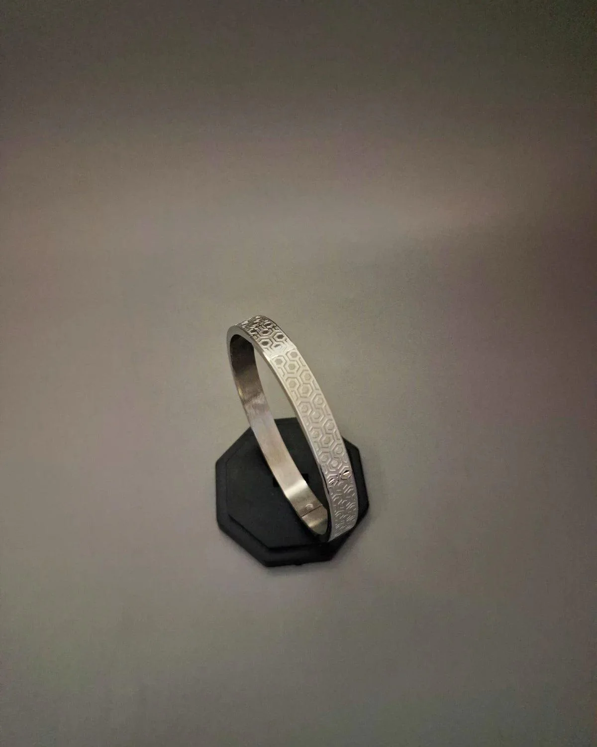 Zevarly Samita Silver Plated Anti Tarnish Bracelet - Image 2